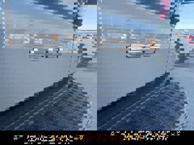 New 2026 GMC Sierra 1500 SLT w/ SLT Premium Package image 8