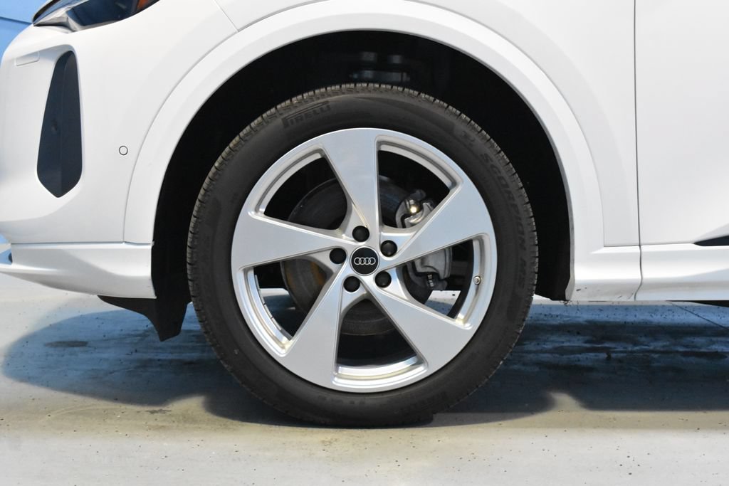 Certified 2025 Audi Q5 Premium w/ Premium Plus AWD/4WD image 22