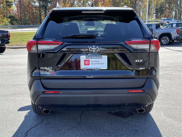Used 2023 Toyota RAV4 XLE image 4