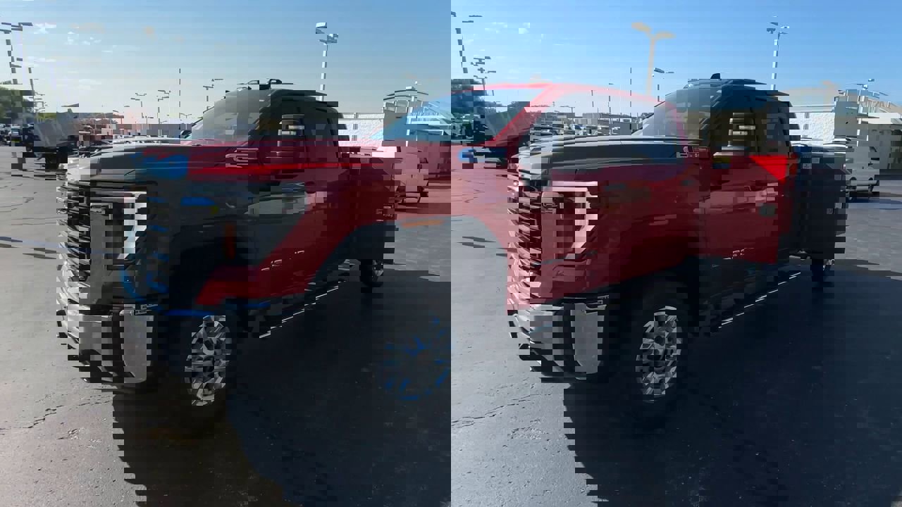 Certified 2024 GMC Sierra 2500 Pro w/ Convenience Package image 4