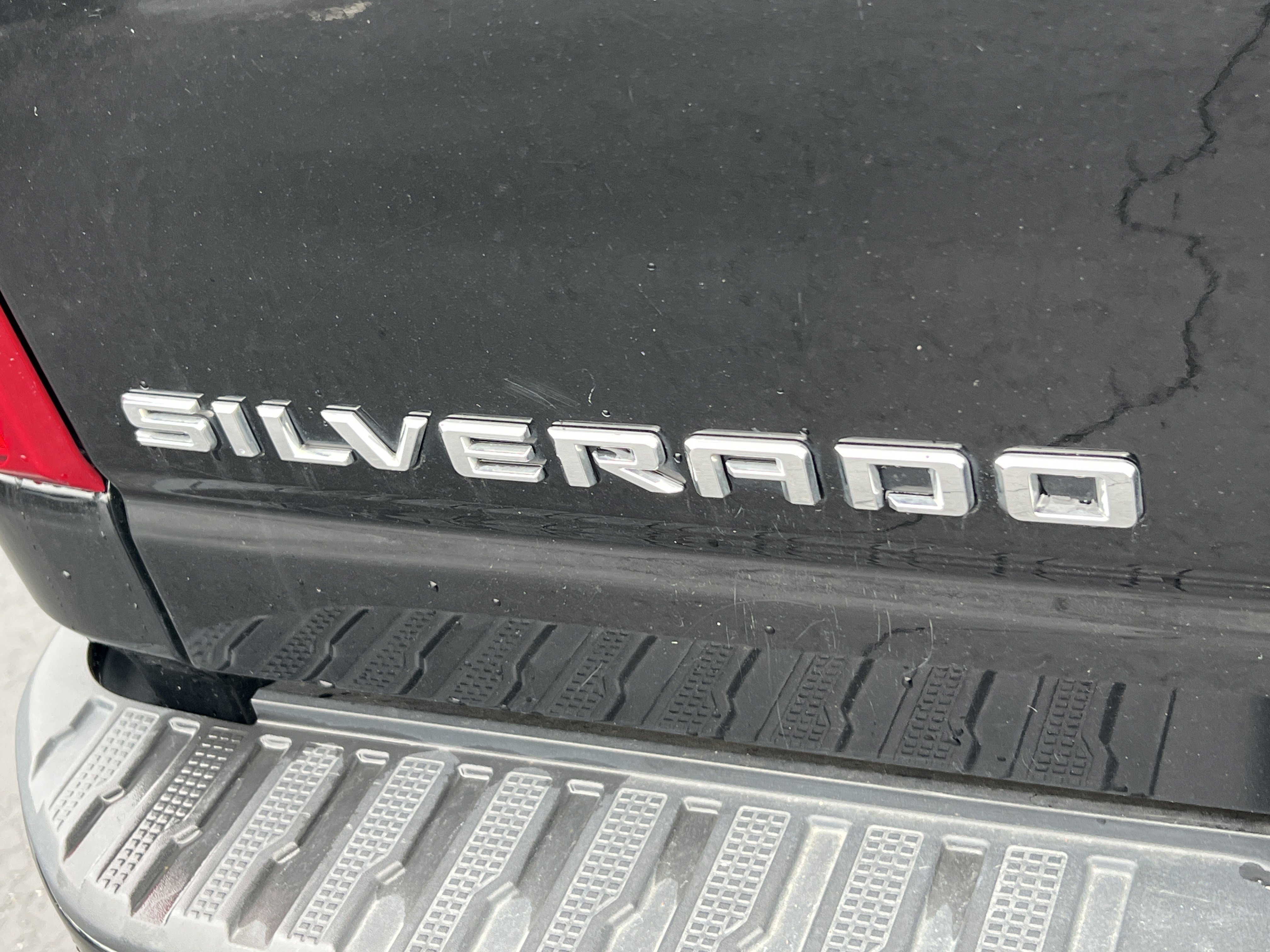 Used 2023 Chevrolet Silverado 3500 High Country AWD/4WD image 9
