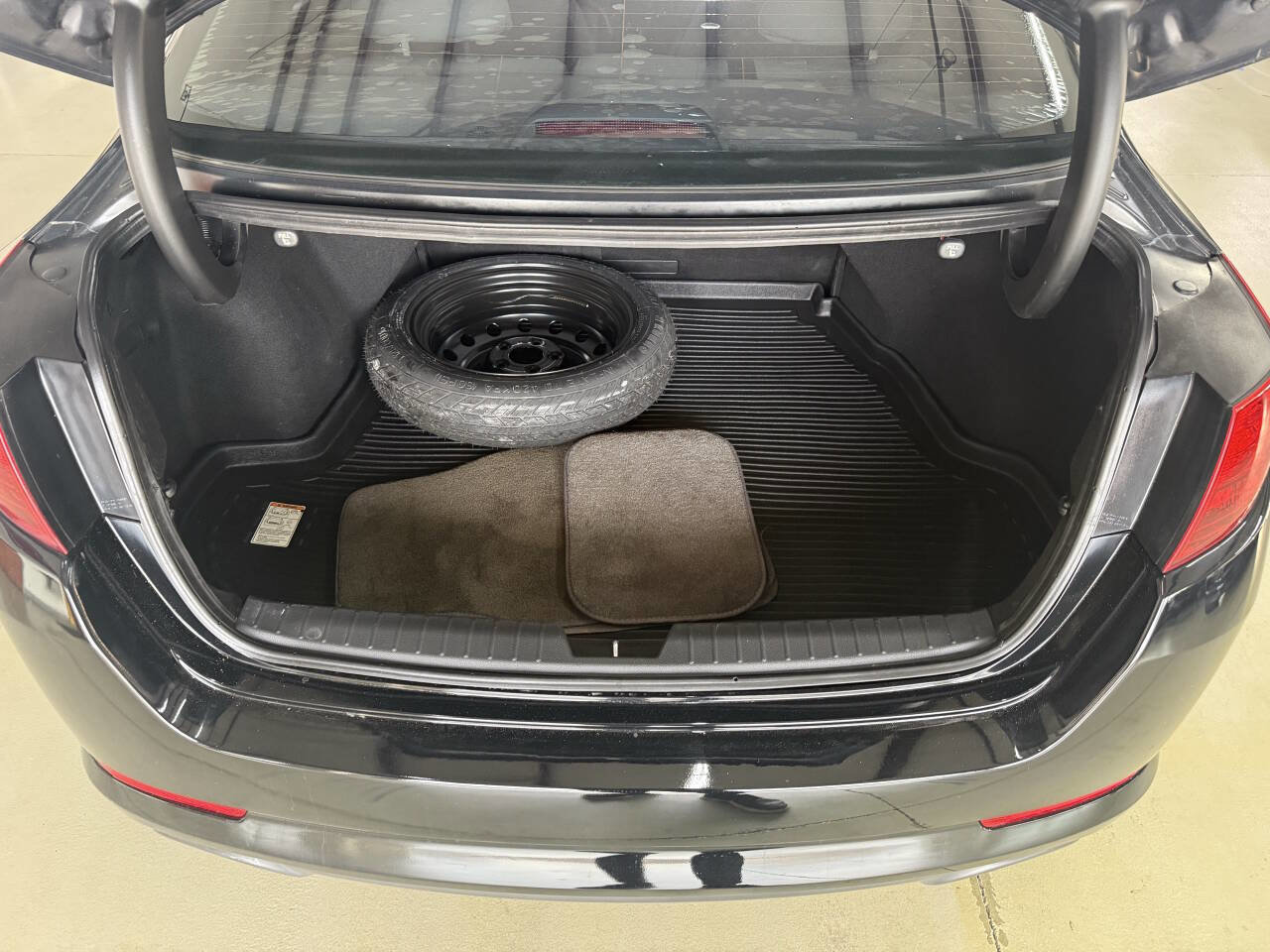 Used 2013 Kia Optima EX w/ Premium Pkg image 9