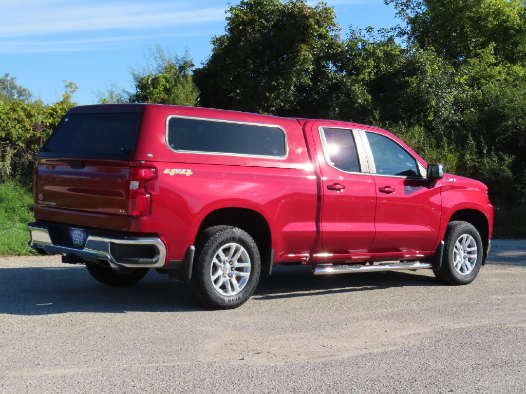 Used 2020 Chevrolet Silverado 1500 LT w/ All-Star Edition AWD/4WD image 3