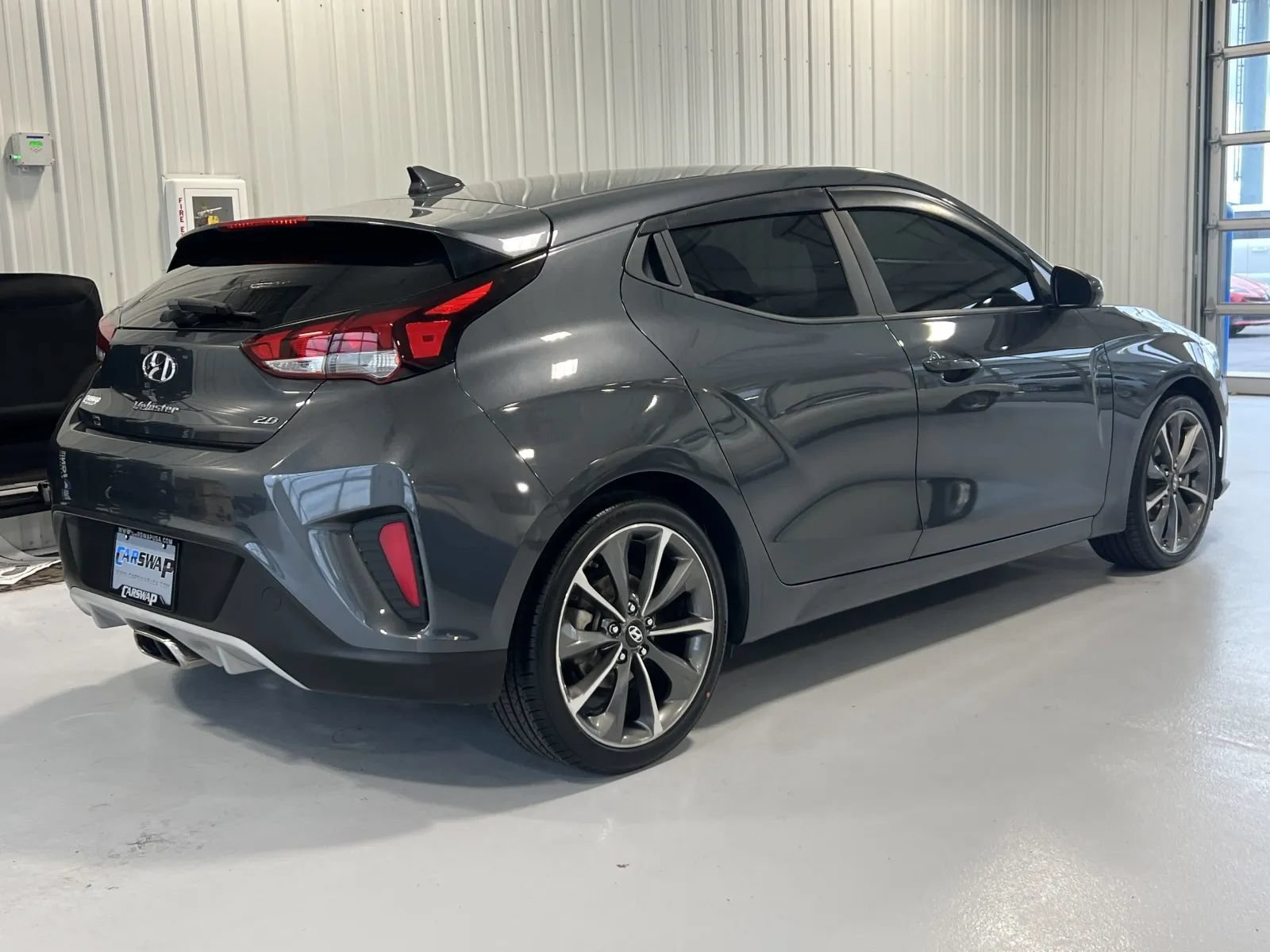 Used 2020 Hyundai Veloster 2.0 Premium FWD image 3