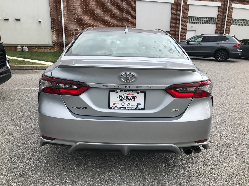 Used 2023 Toyota Camry SE image 6