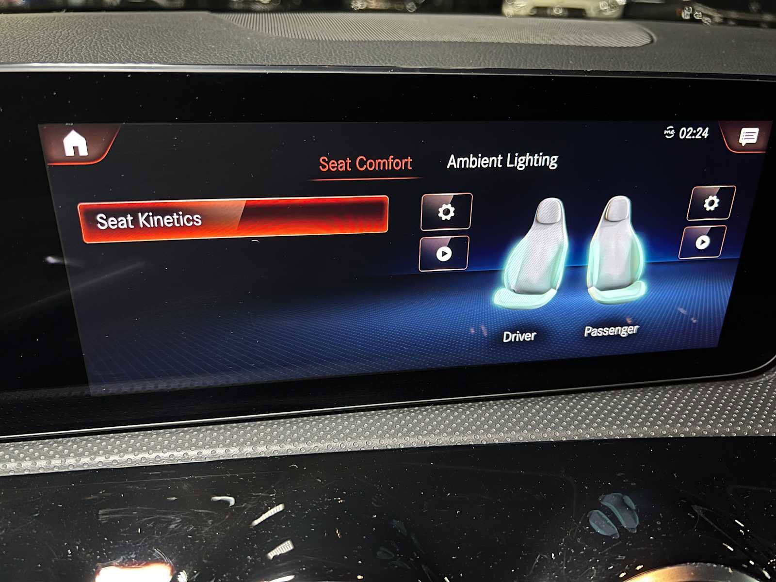 Used 2023 Mercedes-Benz CLA 250 4MATIC image 36