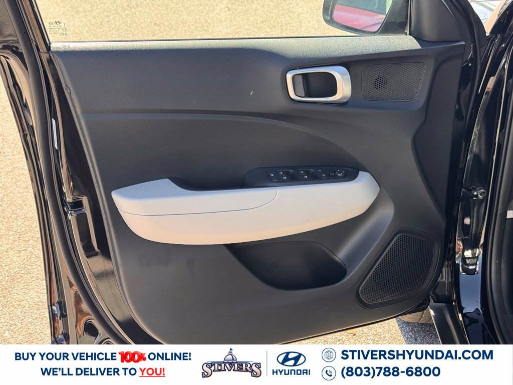 New 2026 Hyundai Venue SEL FWD image 23