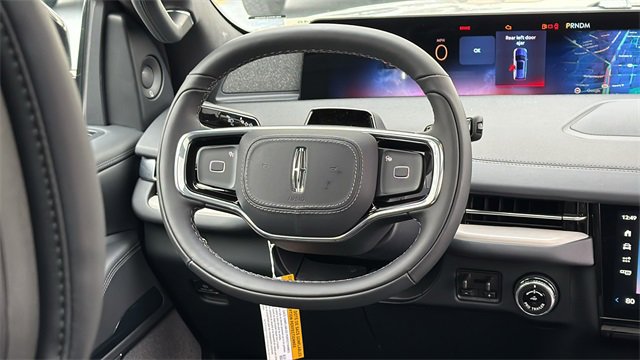 New 2025 Lincoln Navigator L Reserve w/ Jet Appearance Package image 21