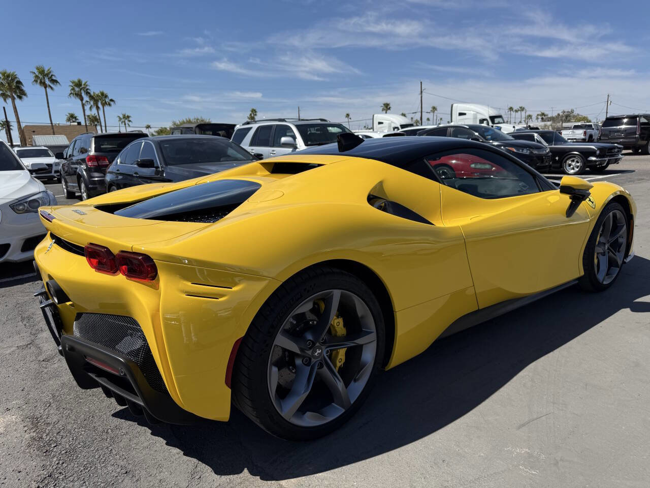 Used 2022 Ferrari SF90 Stradale image 17