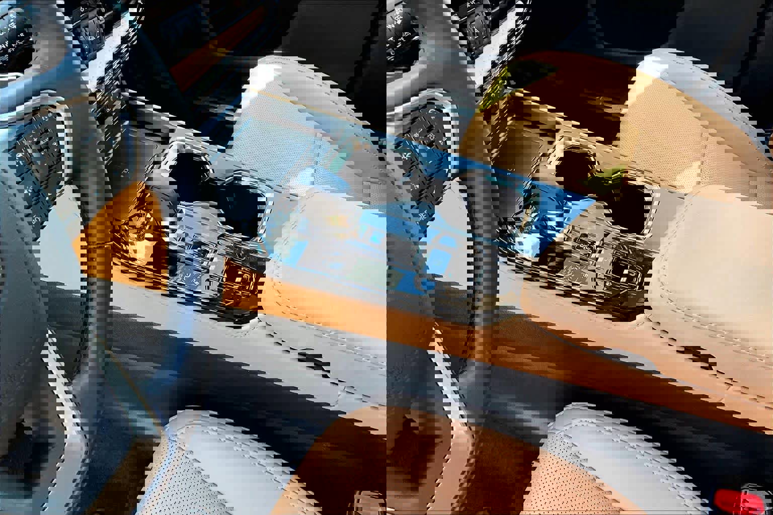 Used 2025 Lexus NX 250 FWD w/ Accessory Package (Z1) image 17