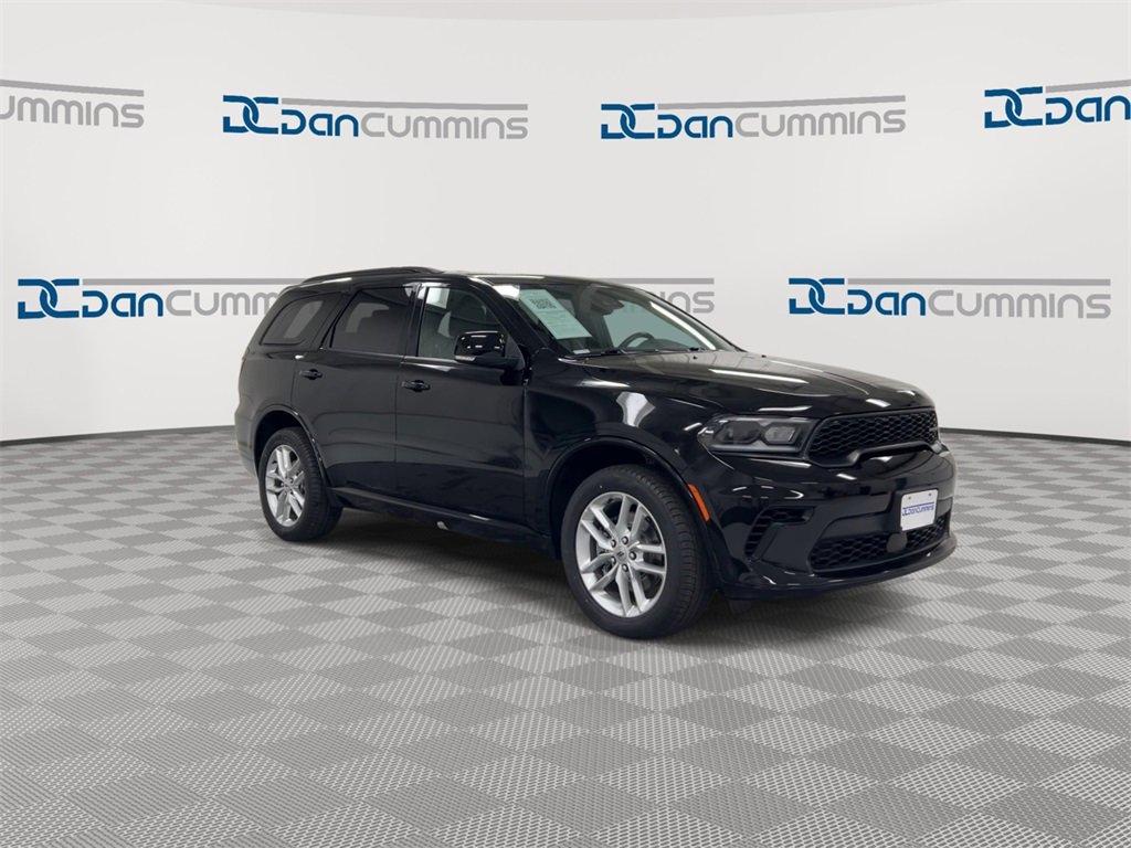 Used 2024 Dodge Durango GT image 2