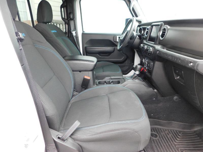 Used 2023 Jeep Wrangler Unlimited Rubicon 4xe AWD/4WD image 16