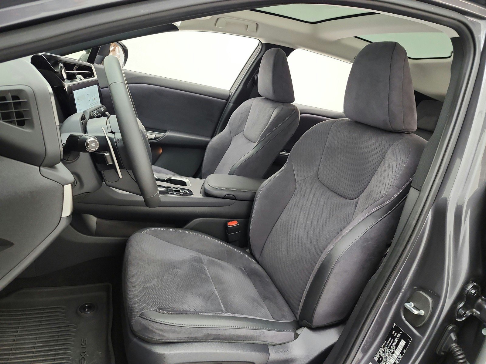 Used 2024 Lexus RZ 300e Premium w/ Cold Area Package FWD image 10