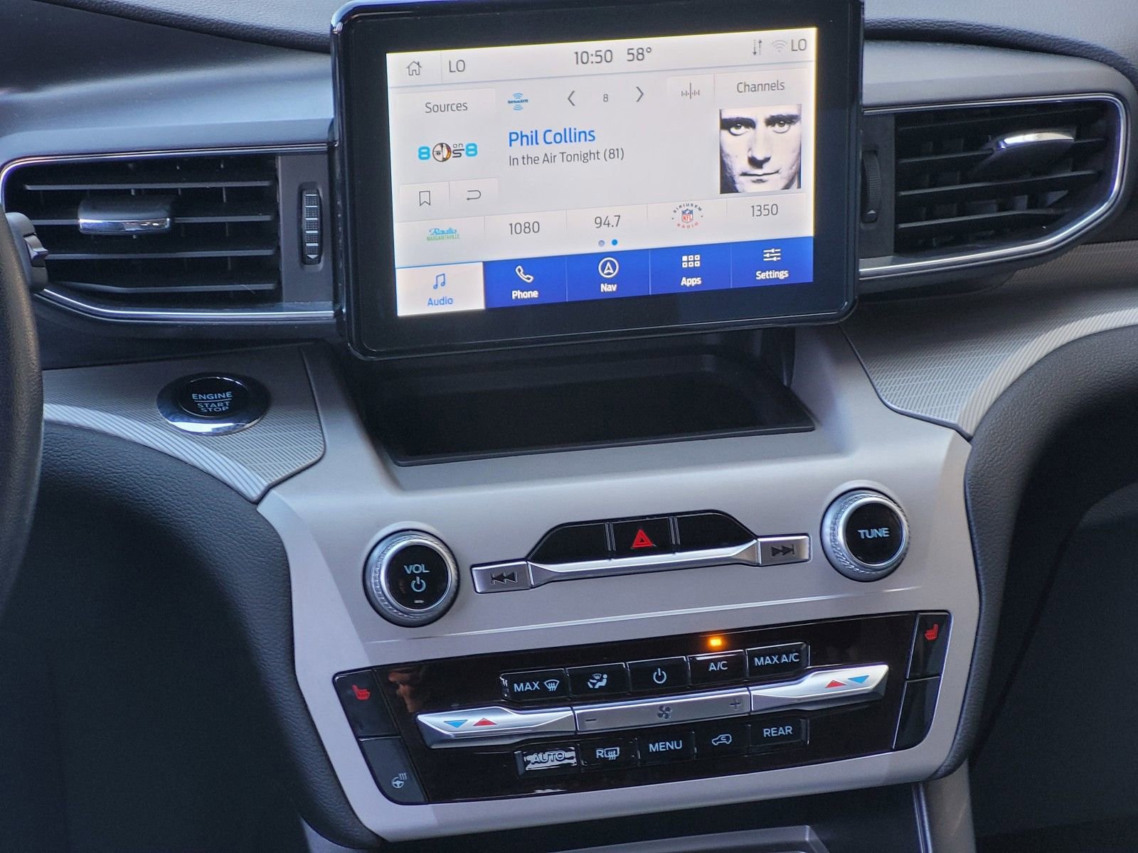 Used 2023 Ford Explorer XLT w/ Equipment Group 202A image 15