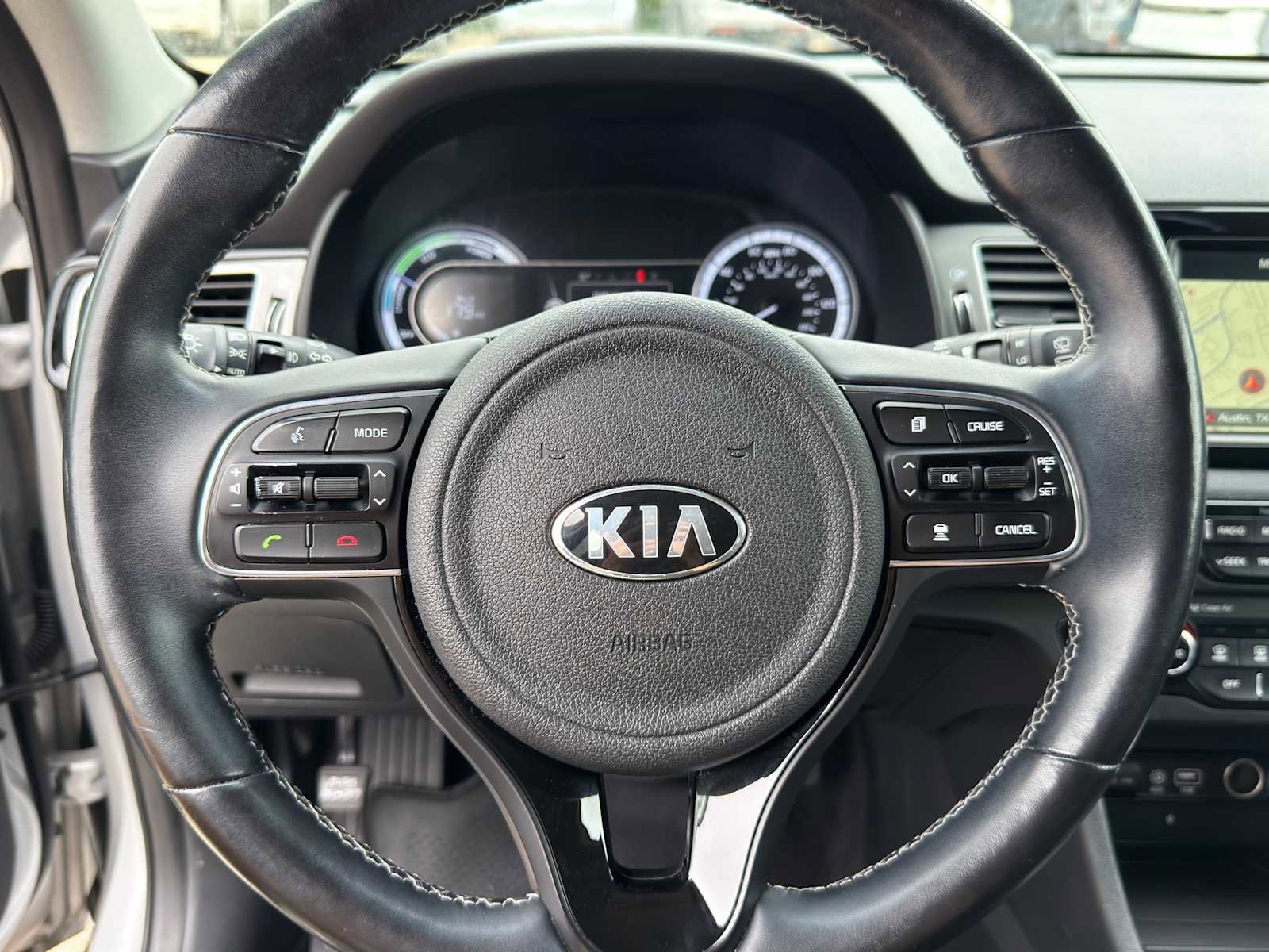 Used 2018 Kia Niro EX w/ EX Premium Package FWD image 17