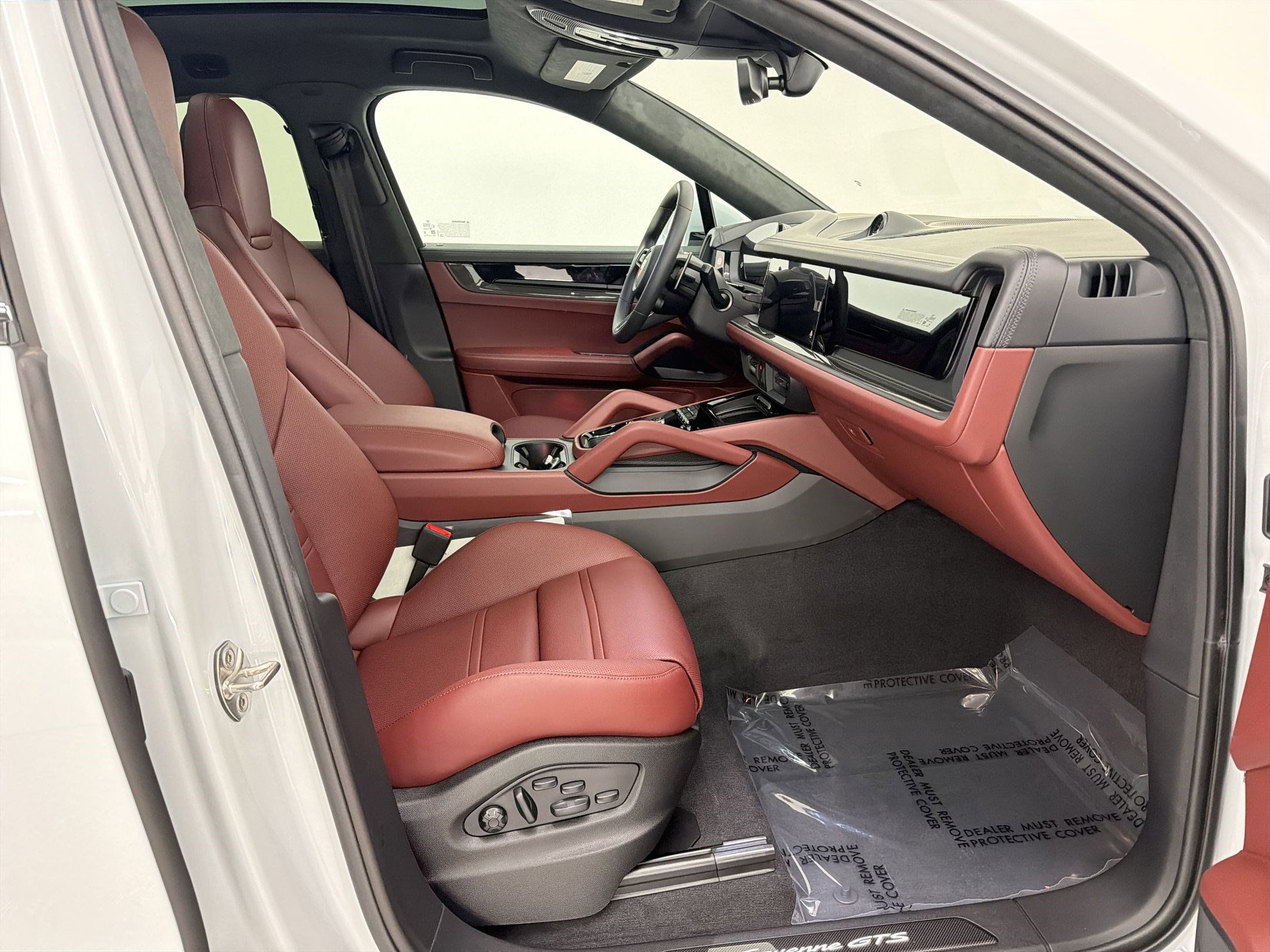 New 2026 Porsche Cayenne GTS AWD/4WD image 26
