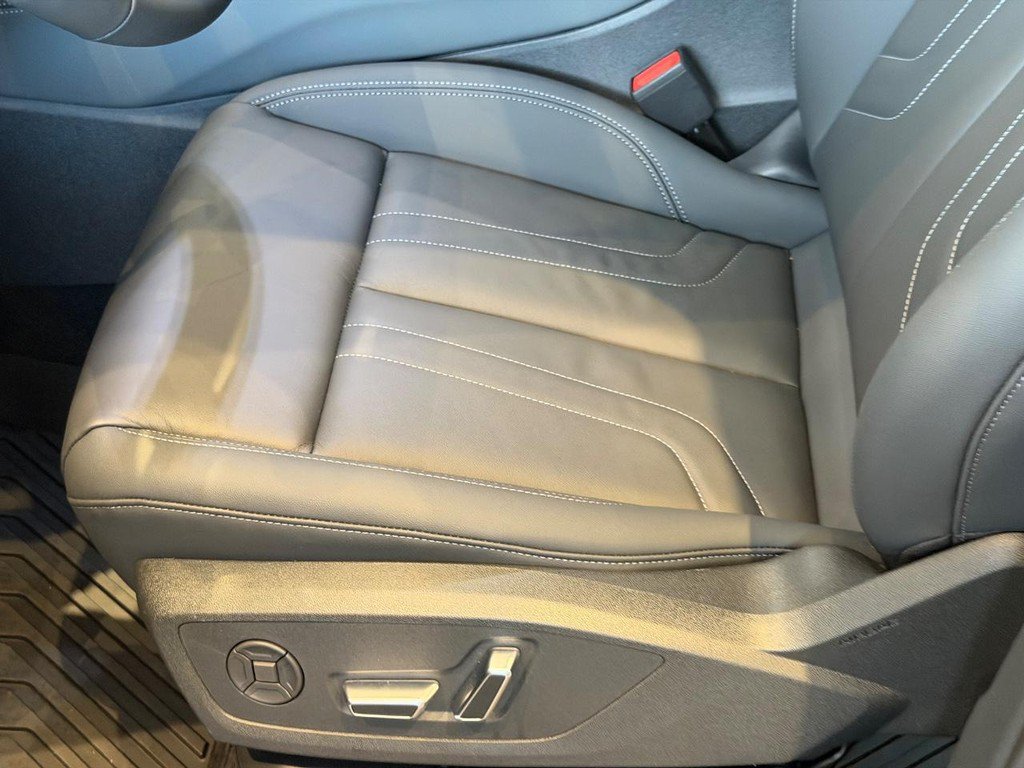 New 2026 Audi Q3 quattro 2.0T AWD/4WD image 13