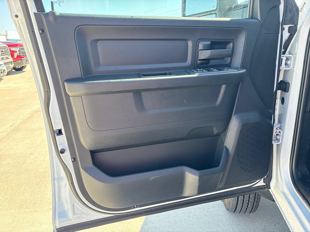 Used 2025 RAM 5500 Tradesman AWD/4WD image 22