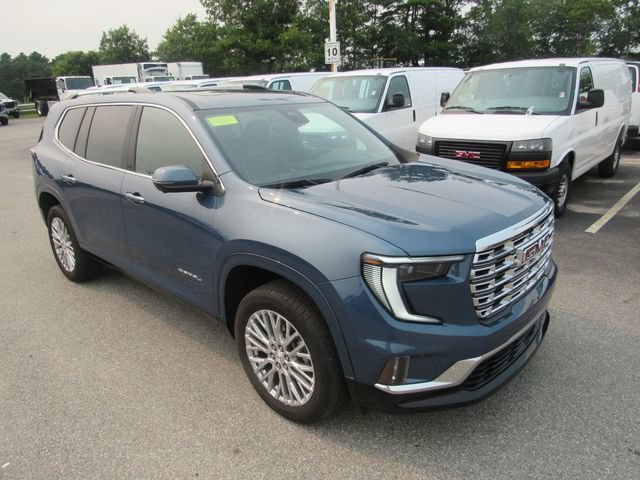 Certified 2025 GMC Acadia Denali w/ LPO, All-Weather Package AWD/4WD image 4