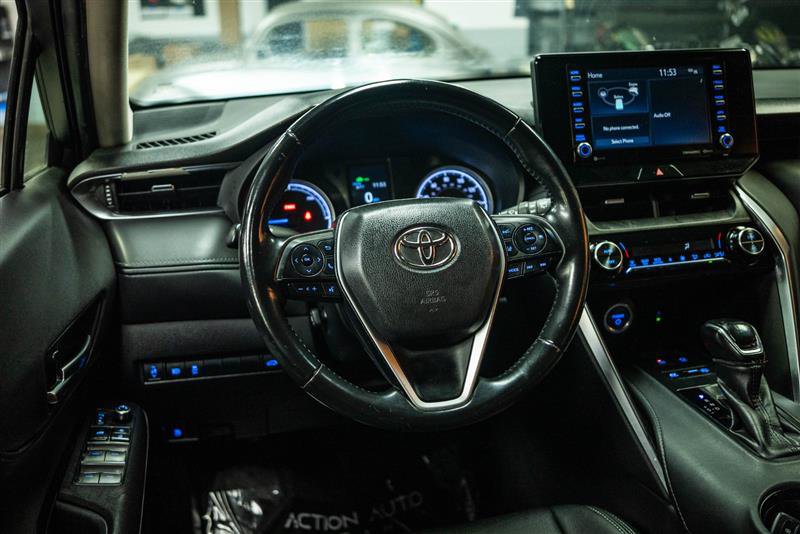 Used 2021 Toyota Venza LE w/ Carpet Mat Package (TMS) AWD/4WD image 16