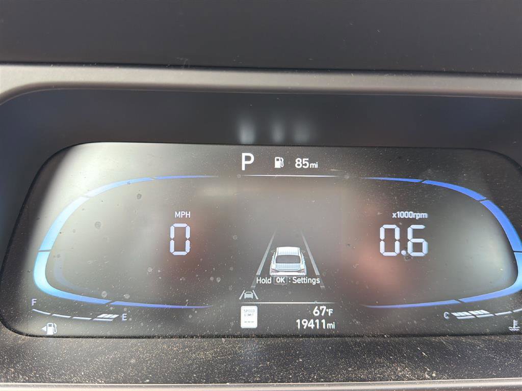 Used 2025 Hyundai Elantra Sport w/ Cargo Package FWD image 8