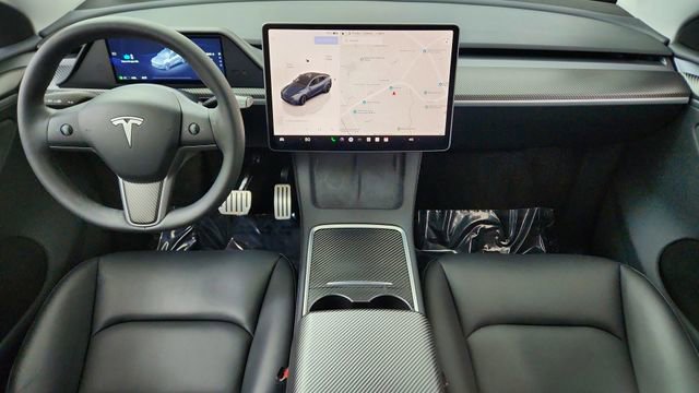 Used 2025 Tesla Model Y Performance image 87