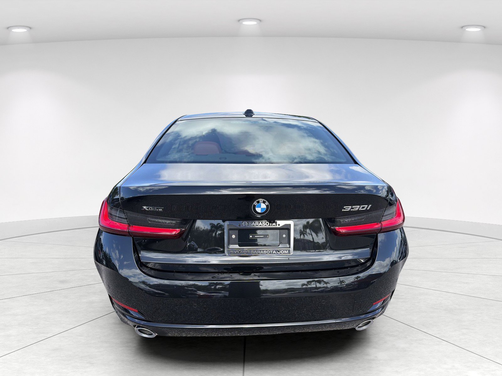New 2026 BMW 330i xDrive Sedan w/ Premium Package AWD/4WD image 5