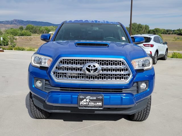Used 2016 Toyota Tacoma TRD Sport w/ Towing Package RWD image 5