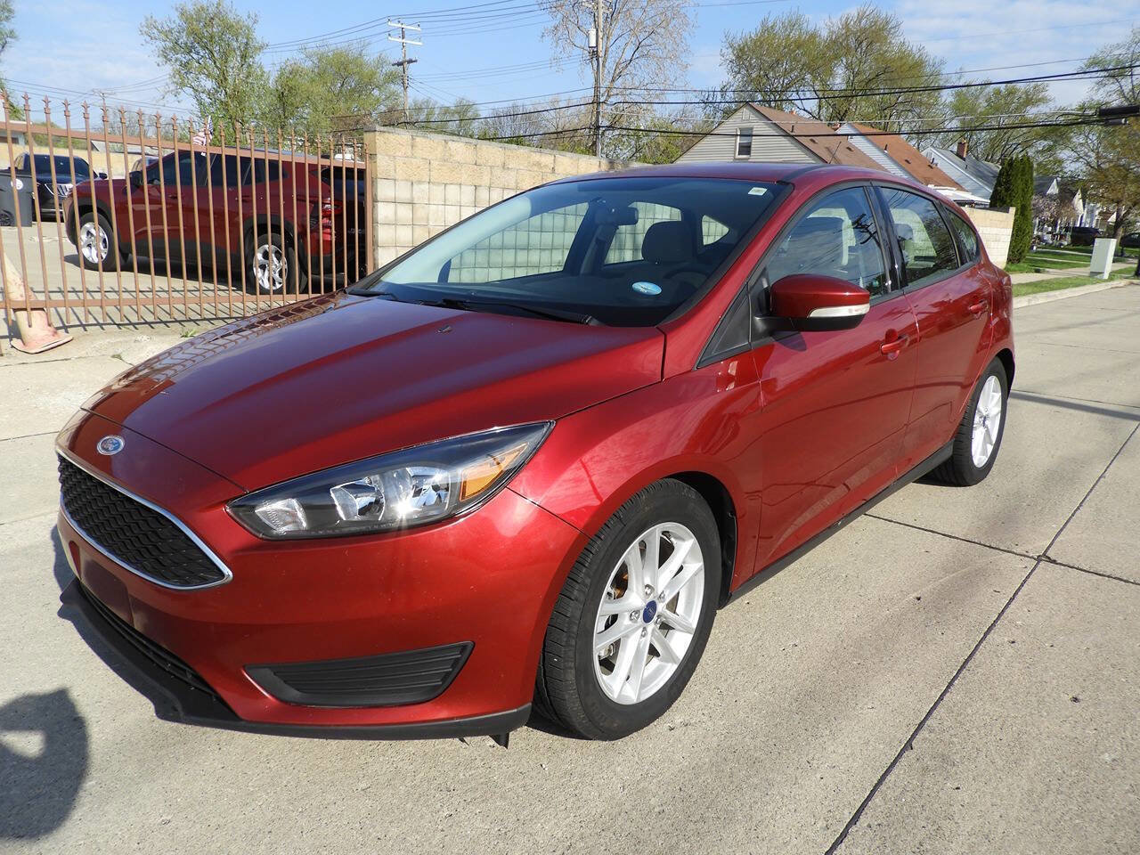 Used 2016 Ford Focus SE image 4