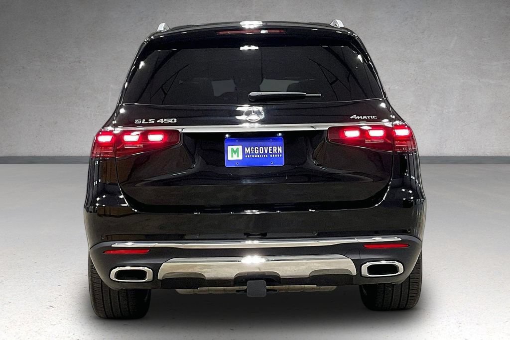 Used 2024 Mercedes-Benz GLS 450 4MATIC image 5