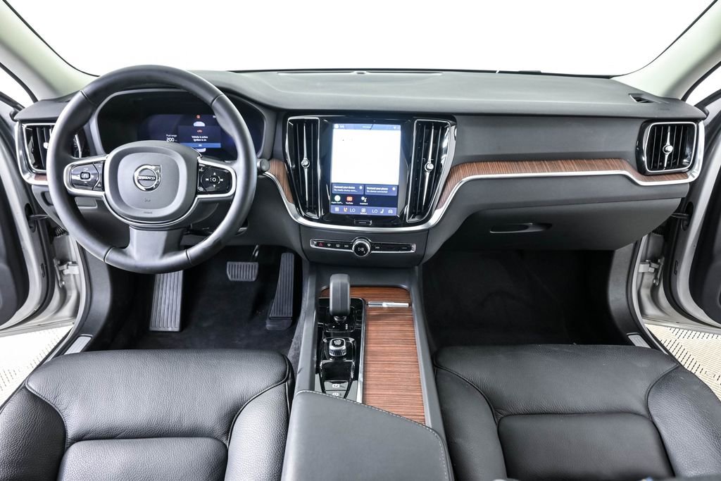 Certified 2025 Volvo S60 B5 Plus FWD image 19
