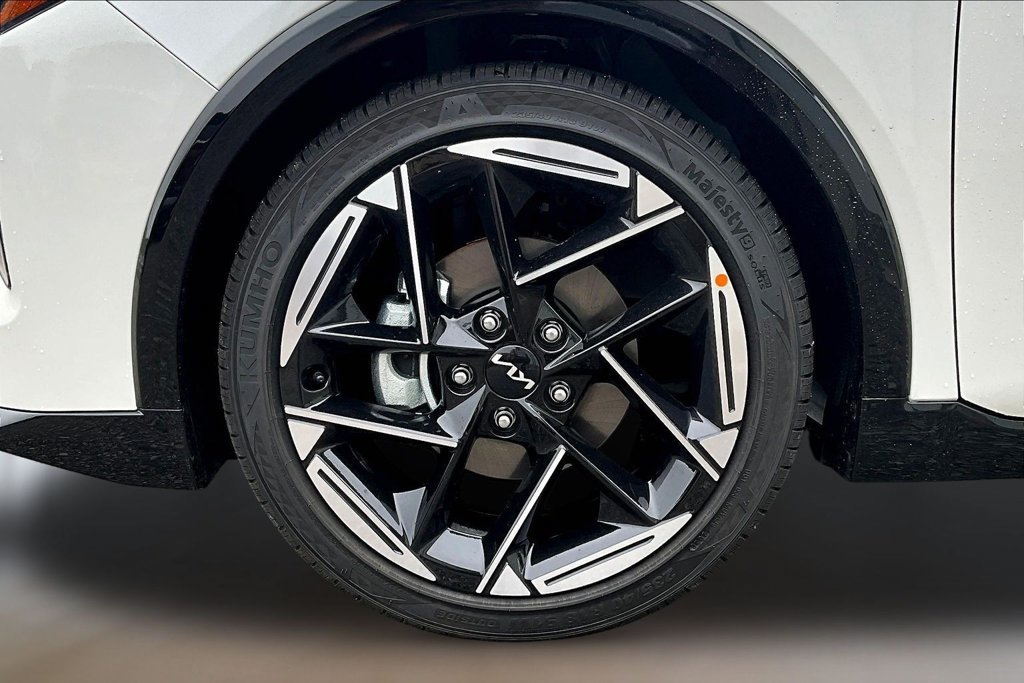 New 2026 Kia K4 GT-Line FWD image 13