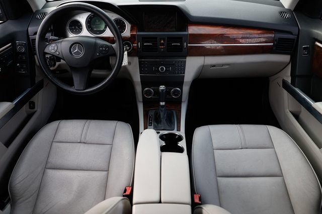 Used 2010 Mercedes-Benz GLK 350 2WD w/ Multimedia Pkg image 25