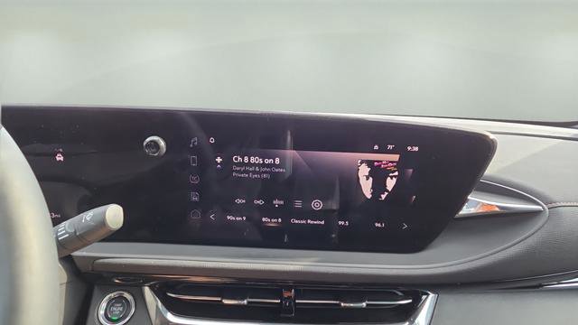 Used 2025 Buick Envista Avenir image 11