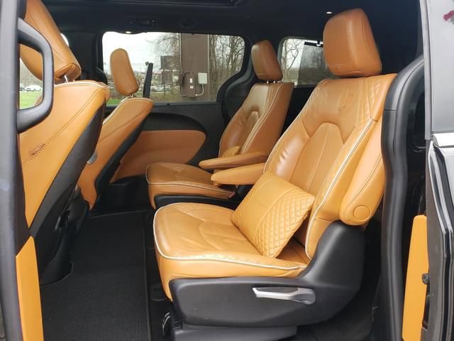 Used 2022 Chrysler Pacifica Pinnacle image 11