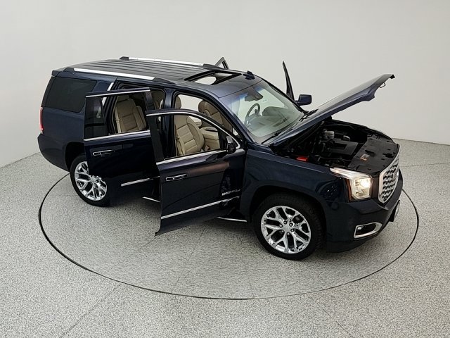 Used 2020 GMC Yukon Denali w/ Open Road Package AWD/4WD image 40