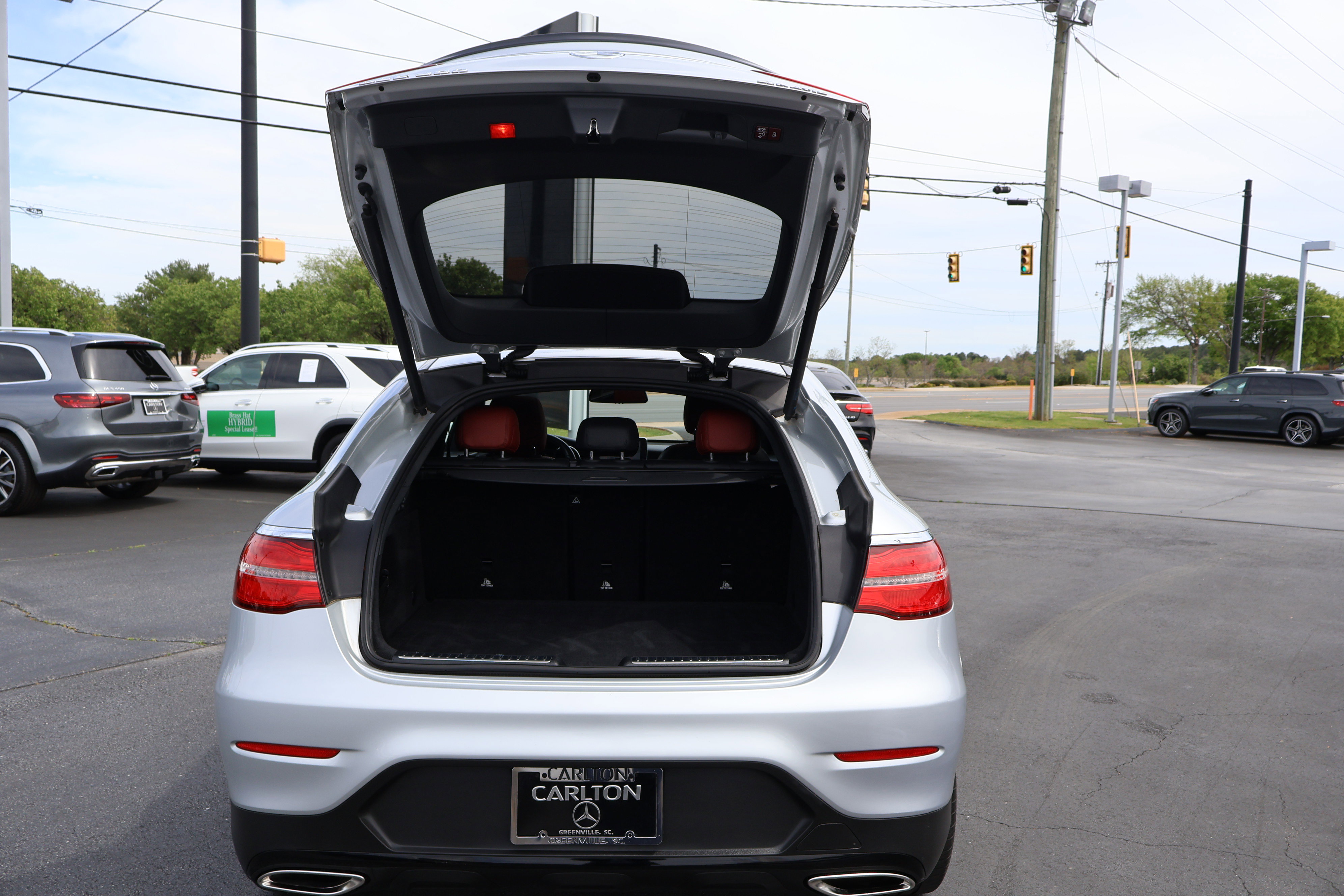 Used 2019 Mercedes-Benz GLC 300 4MATIC Coupe image 21