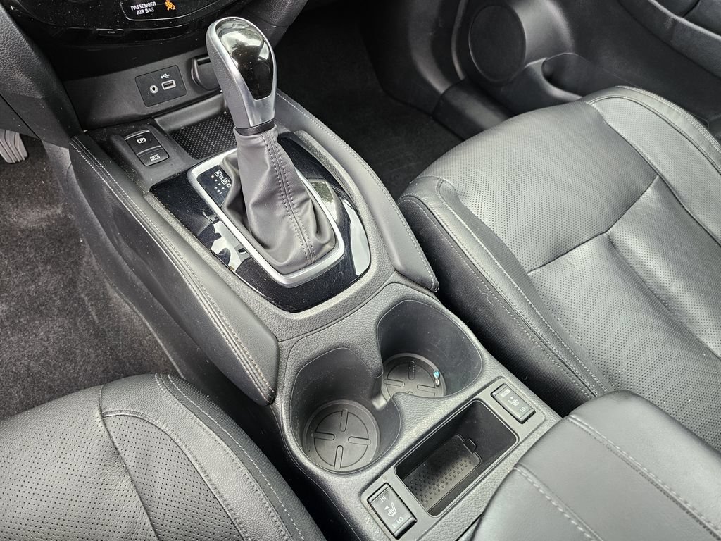 Used 2020 Nissan Rogue SL w/ Premium Package FWD image 22