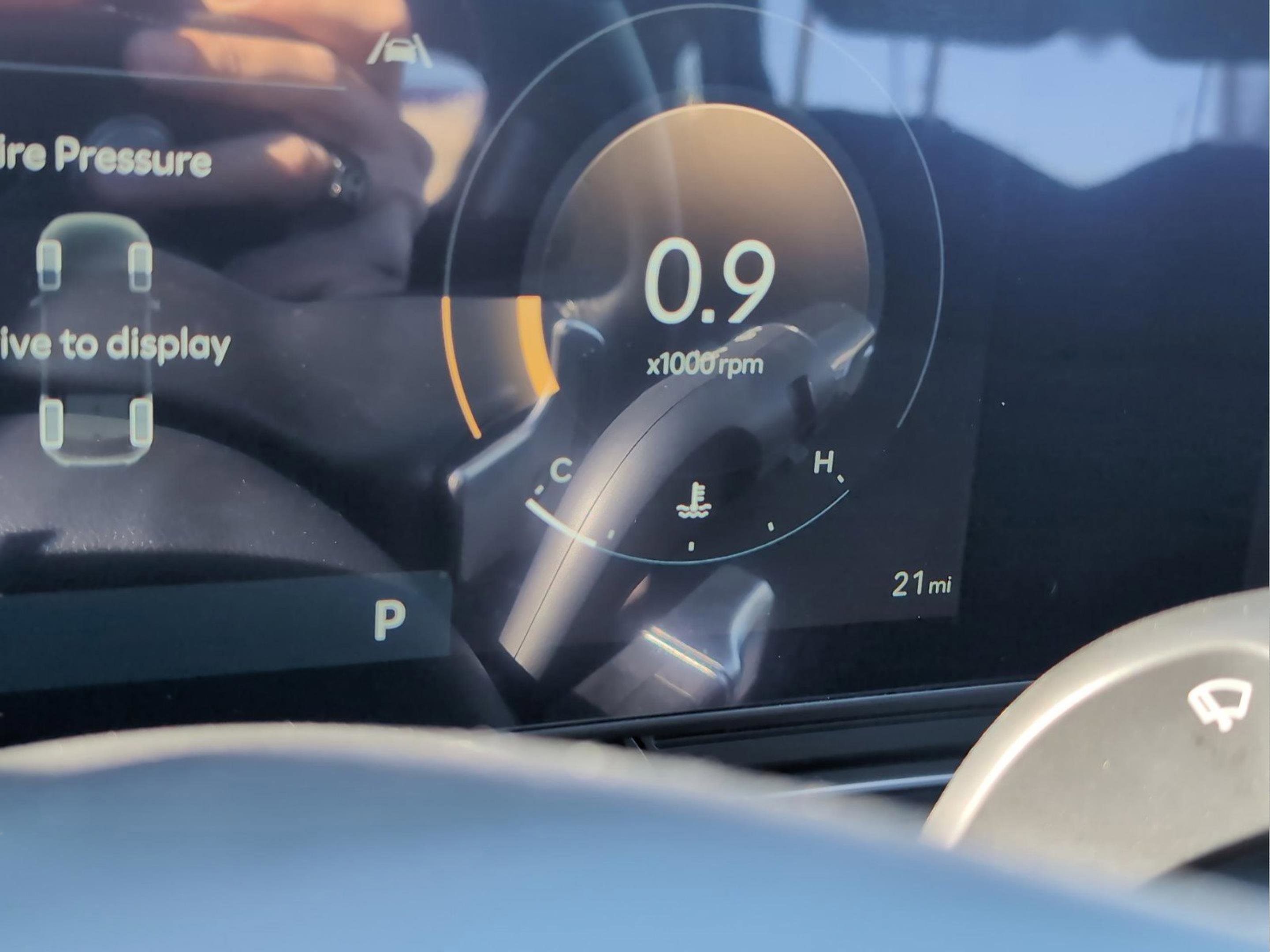 Used 2025 Hyundai Kona SEL image 25