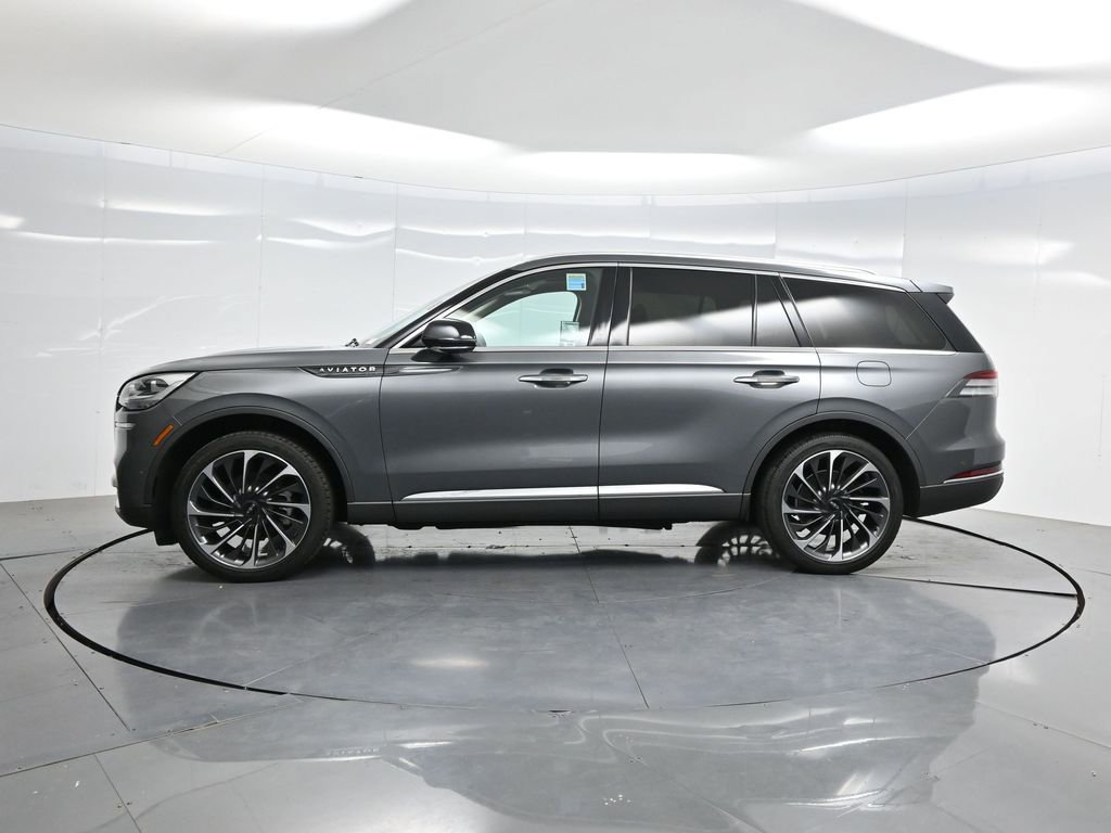 Used 2023 Lincoln Aviator Reserve w/ Equipment Group 201A AWD/4WD image 37