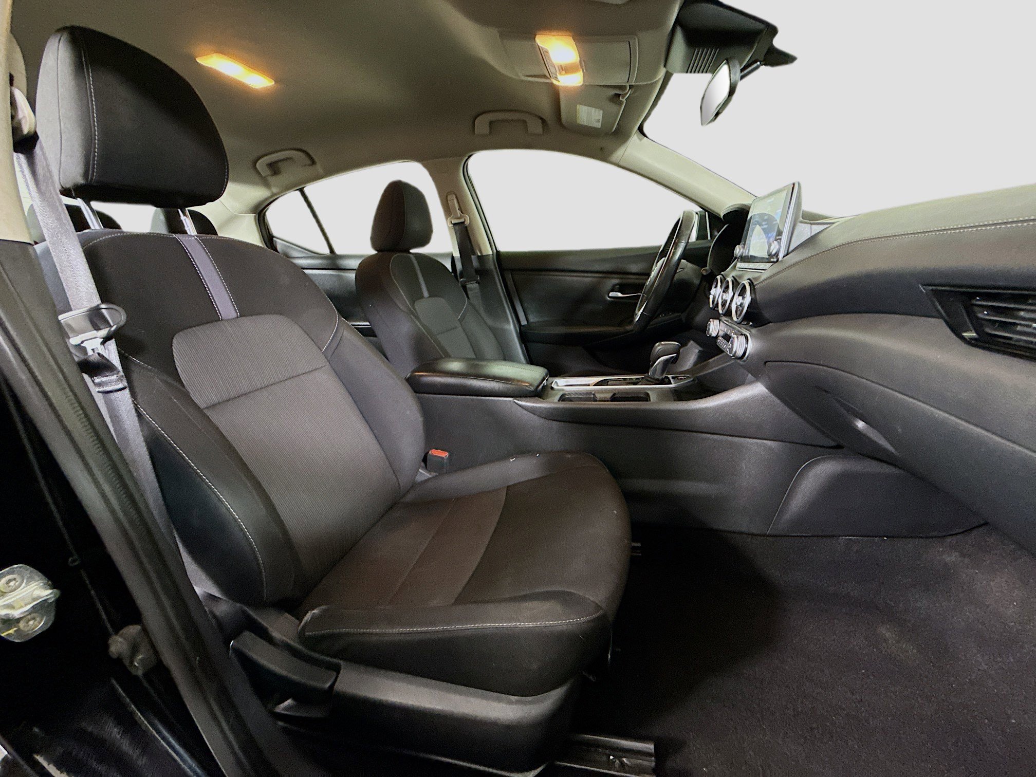 Used 2022 Nissan Sentra SV FWD image 29