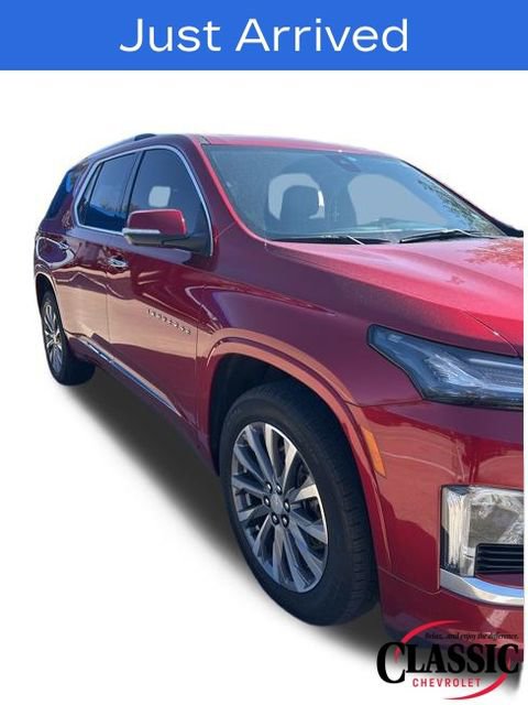 Used 2023 Chevrolet Traverse Premier image 17