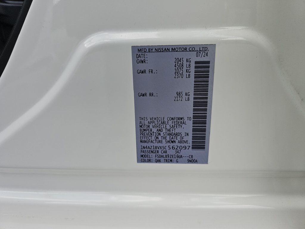 Used 2025 Nissan Leaf S FWD image 32