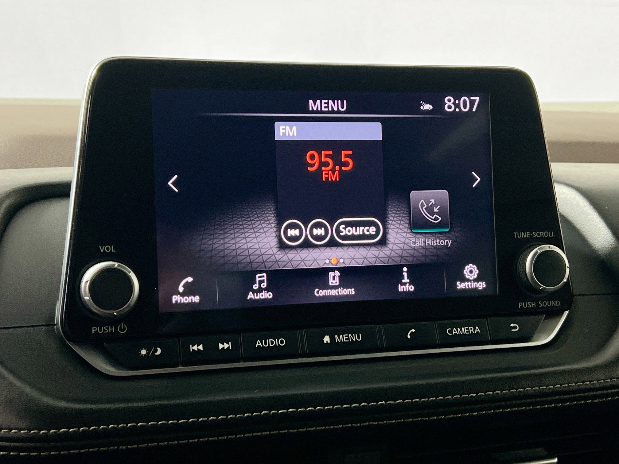 Used 2023 Nissan Rogue SV image 28