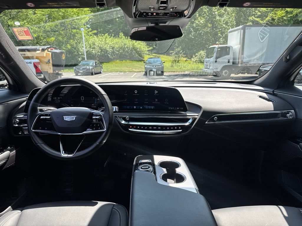Used 2024 Cadillac Lyriq Tech w/ Driver Assist Package AWD/4WD image 17