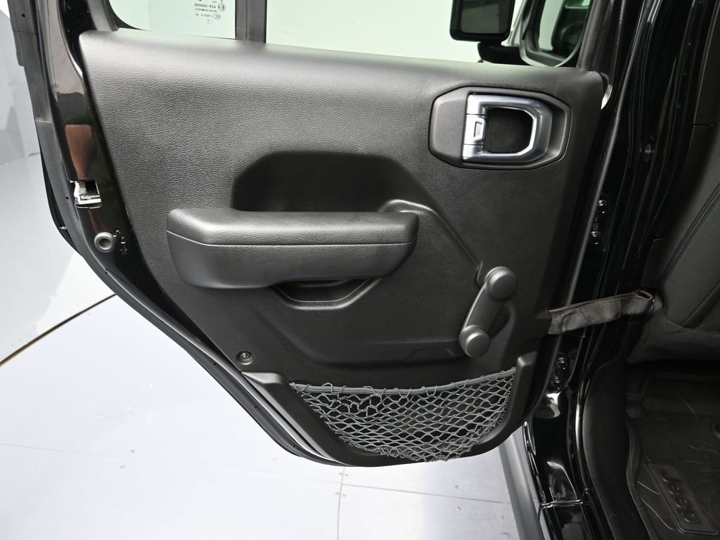 Used 2022 Jeep Wrangler Unlimited Sport AWD/4WD image 22