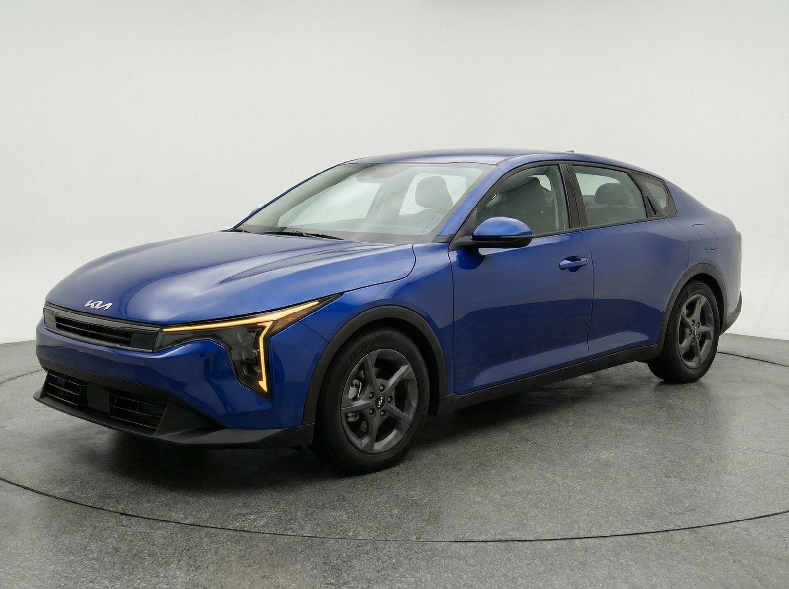 Used 2025 Kia K4 FWD image 3