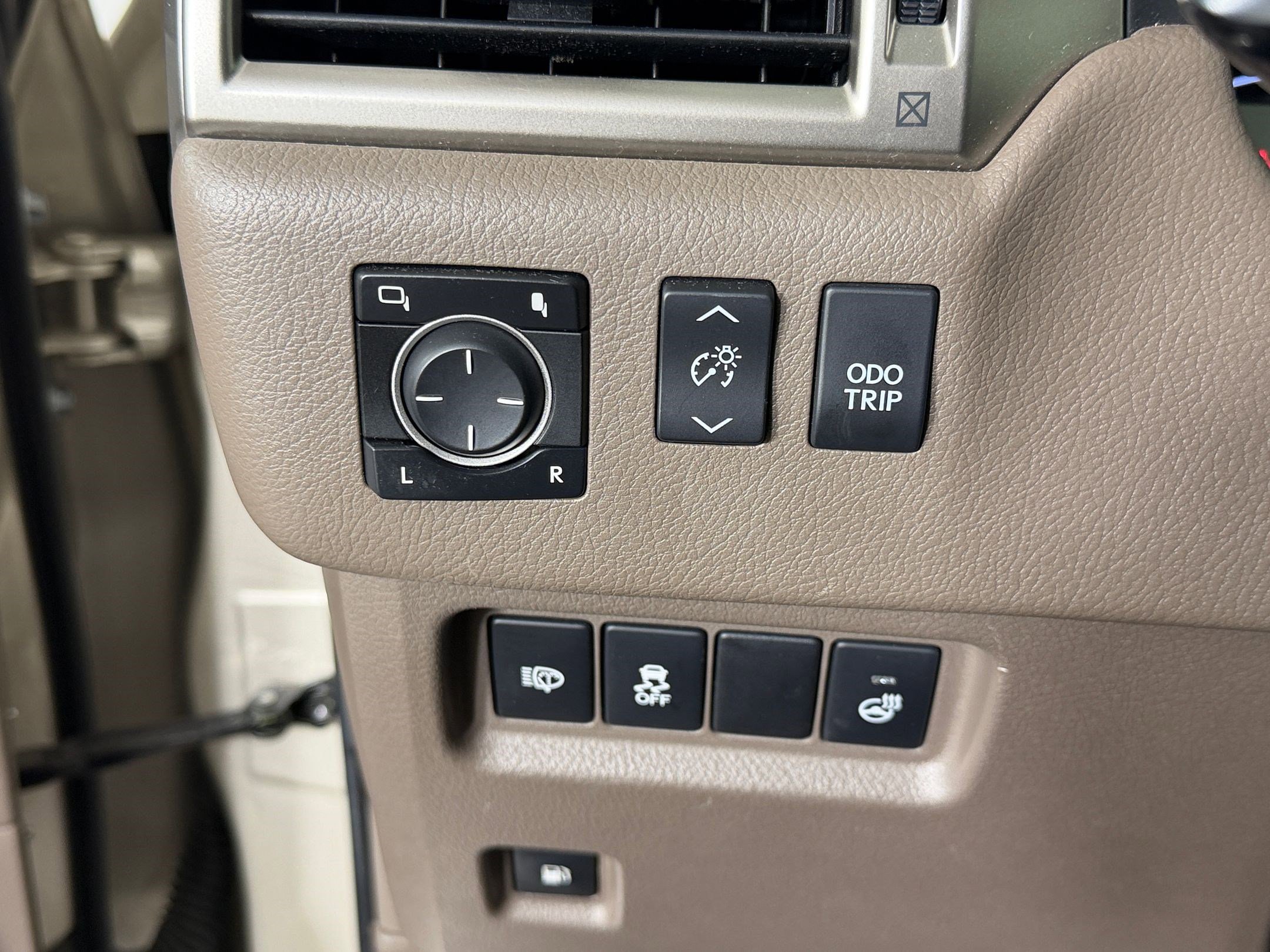 Used 2013 Lexus GX 460 Premium AWD/4WD image 18