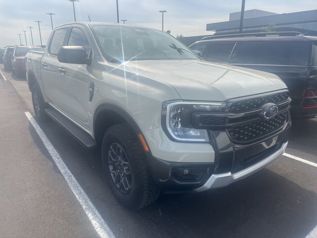 Used 2025 Ford Ranger XLT w/ Equipment Group 301A High AWD/4WD image 2