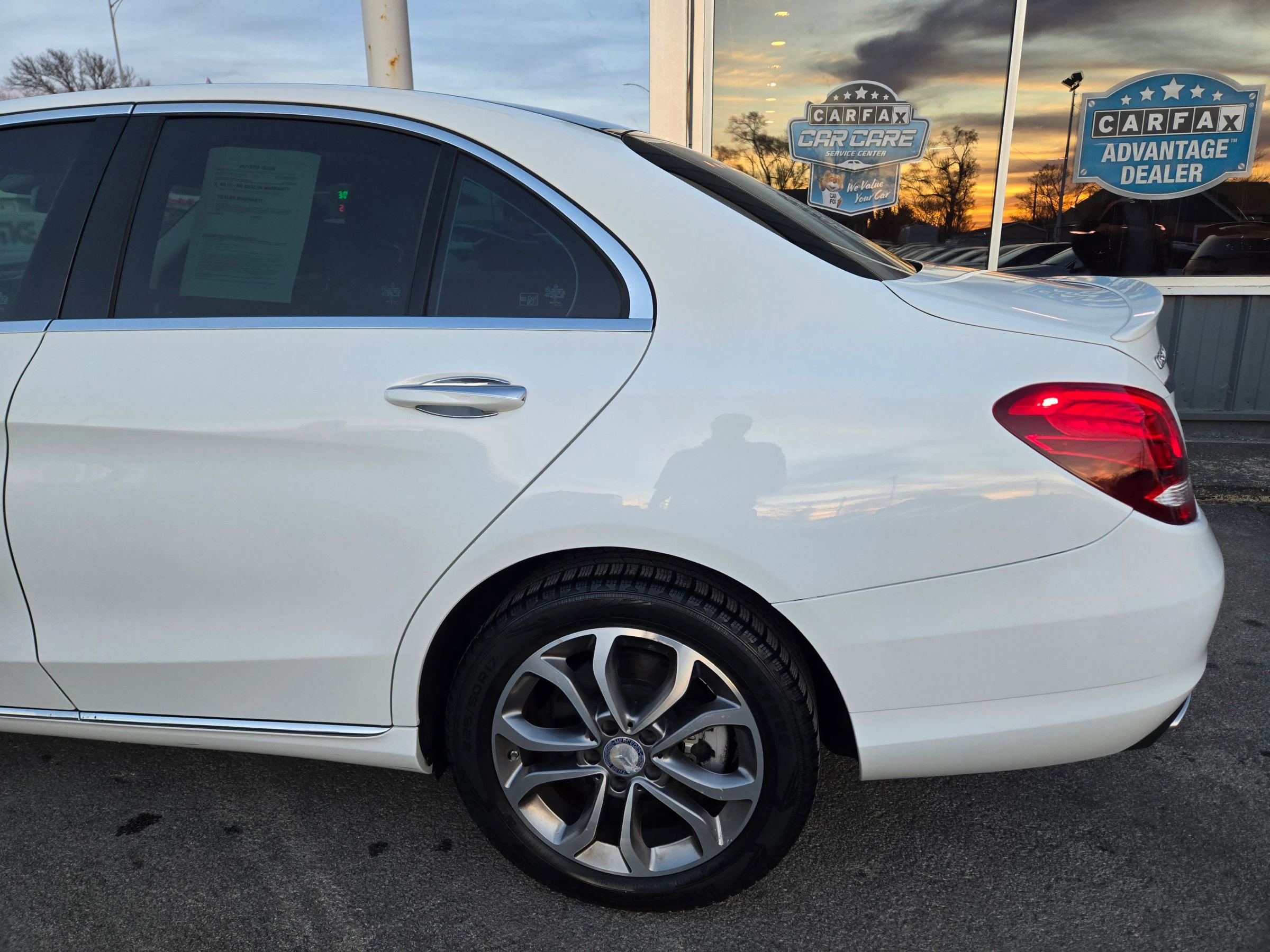 Used 2017 Mercedes-Benz C 300 4MATIC Sedan image 4
